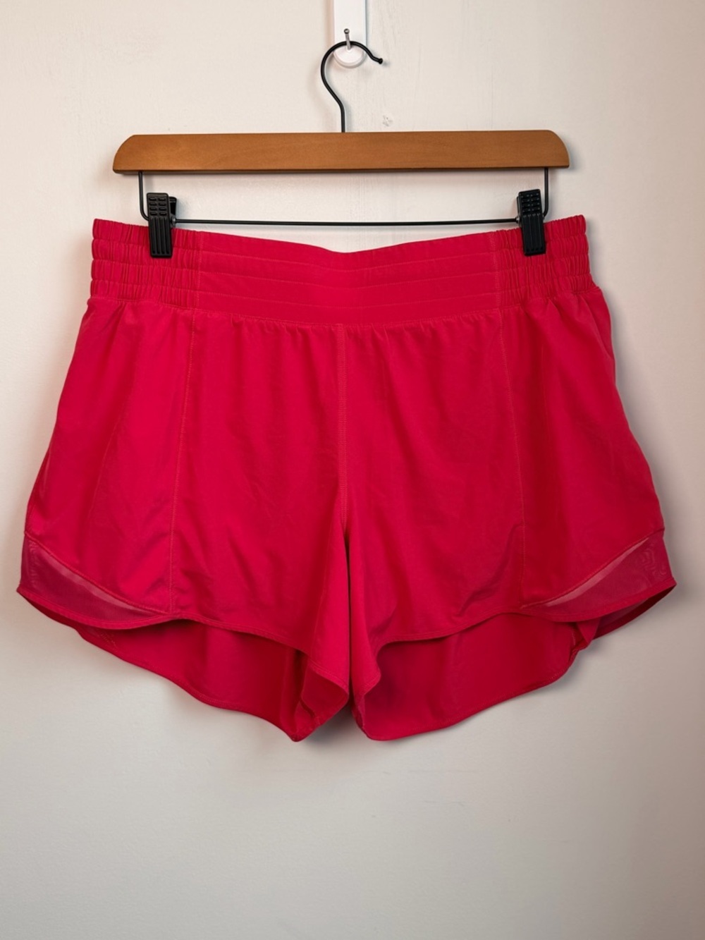 Lululemon Hotty Hot High-Rise Lined Short 4"